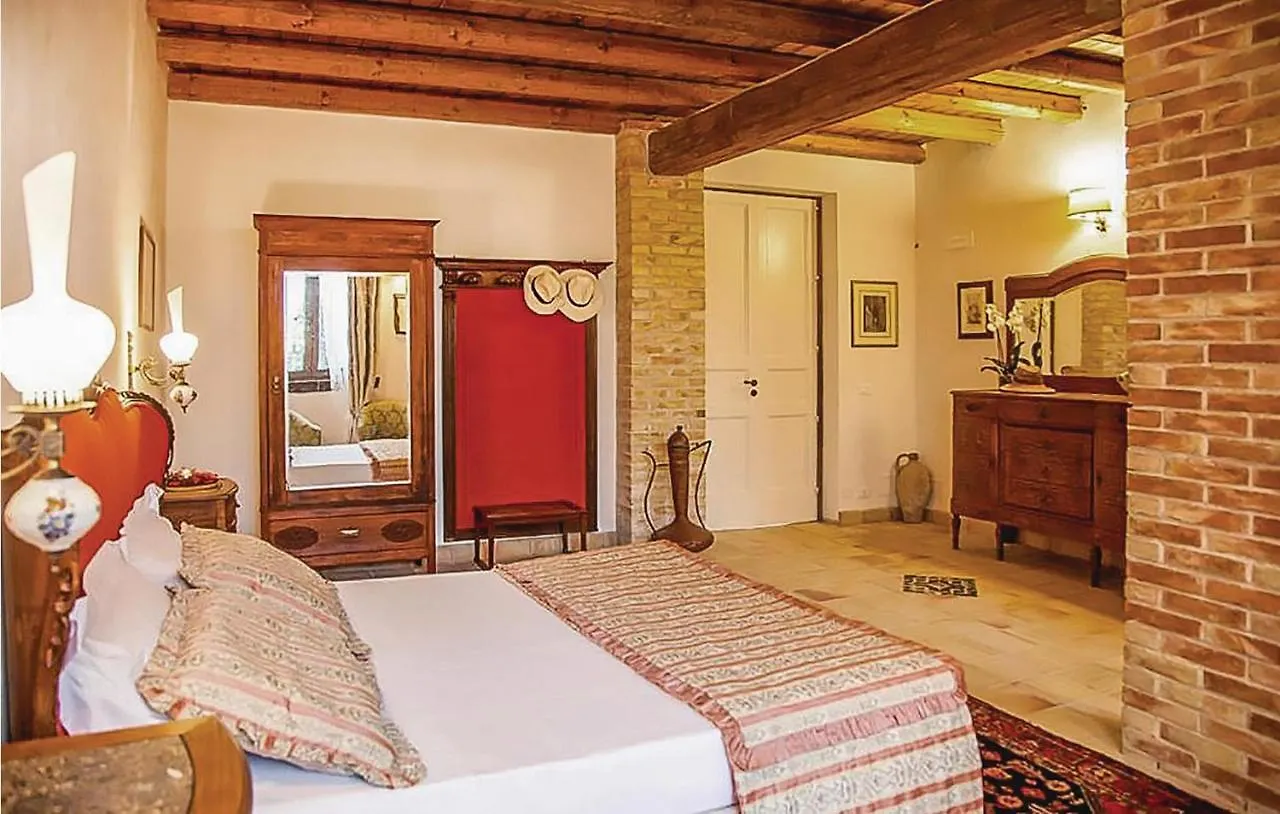 Сasa de vacaciones Pet Friendly Home In Chiaramonte Gulfi With Wifi Italia