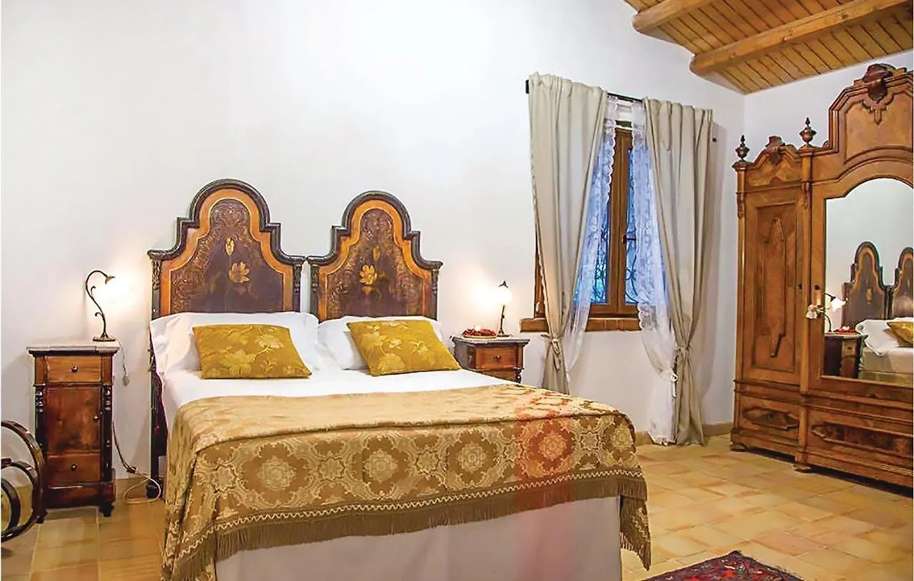 Сasa de vacaciones Pet Friendly Home In Chiaramonte Gulfi With Wifi